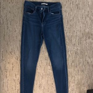 Levi’s Super Skinny Jeans